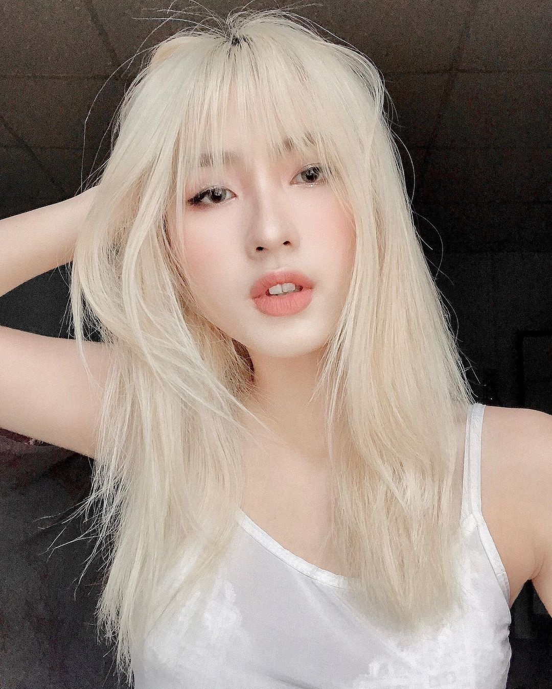 vũ công nữ giống lisa ảnh 4 vu cong nu giong lisa anh 4