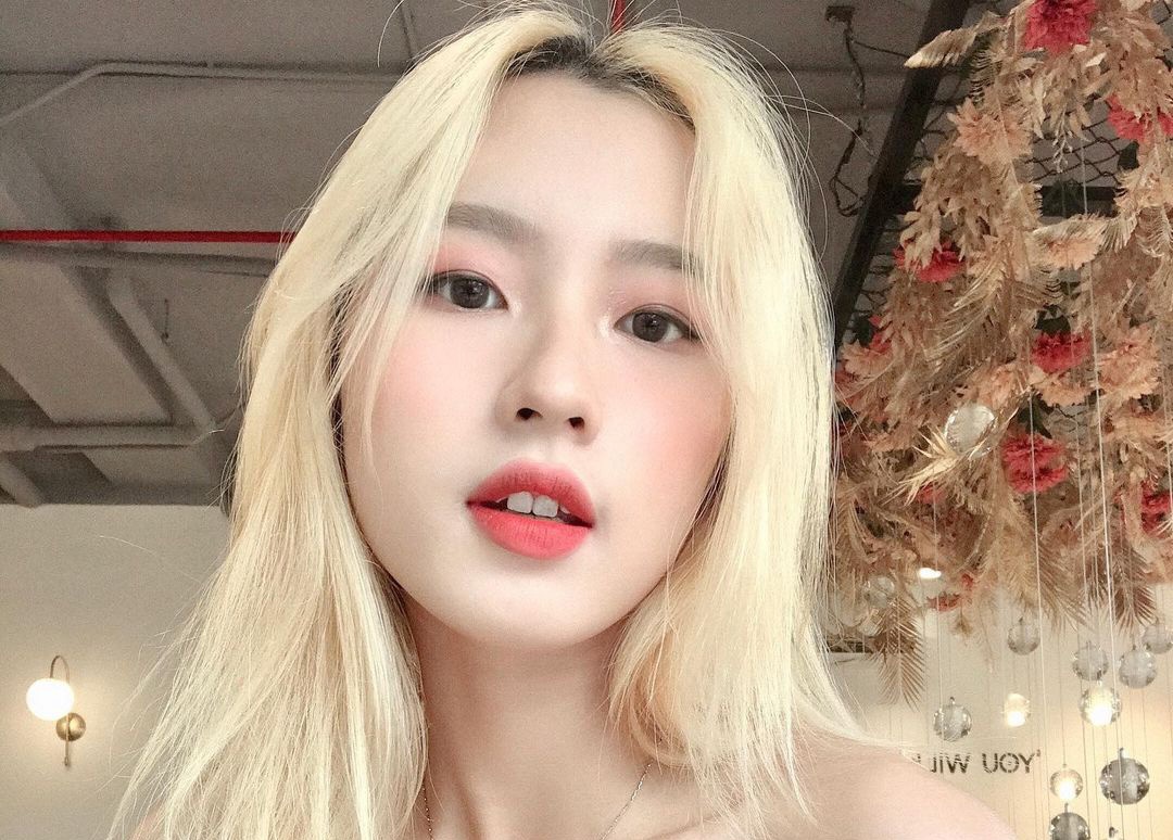 Trinh Boi An cover vu dao cua Lisa (BlackPink) hinh anh