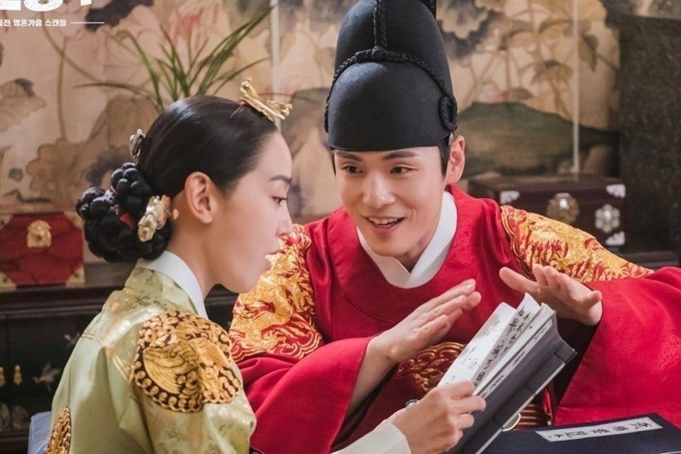 mr. queen xuyen tac lich su anh 1