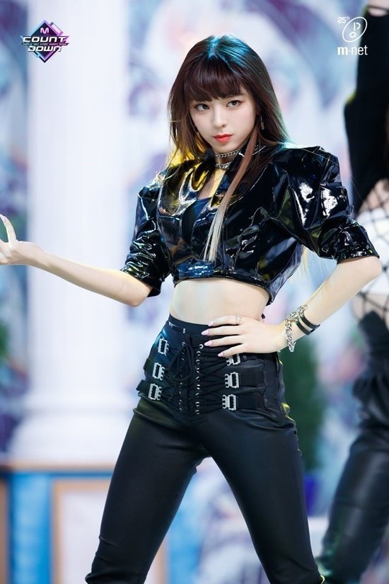 yuna nu than the he moi anh 13