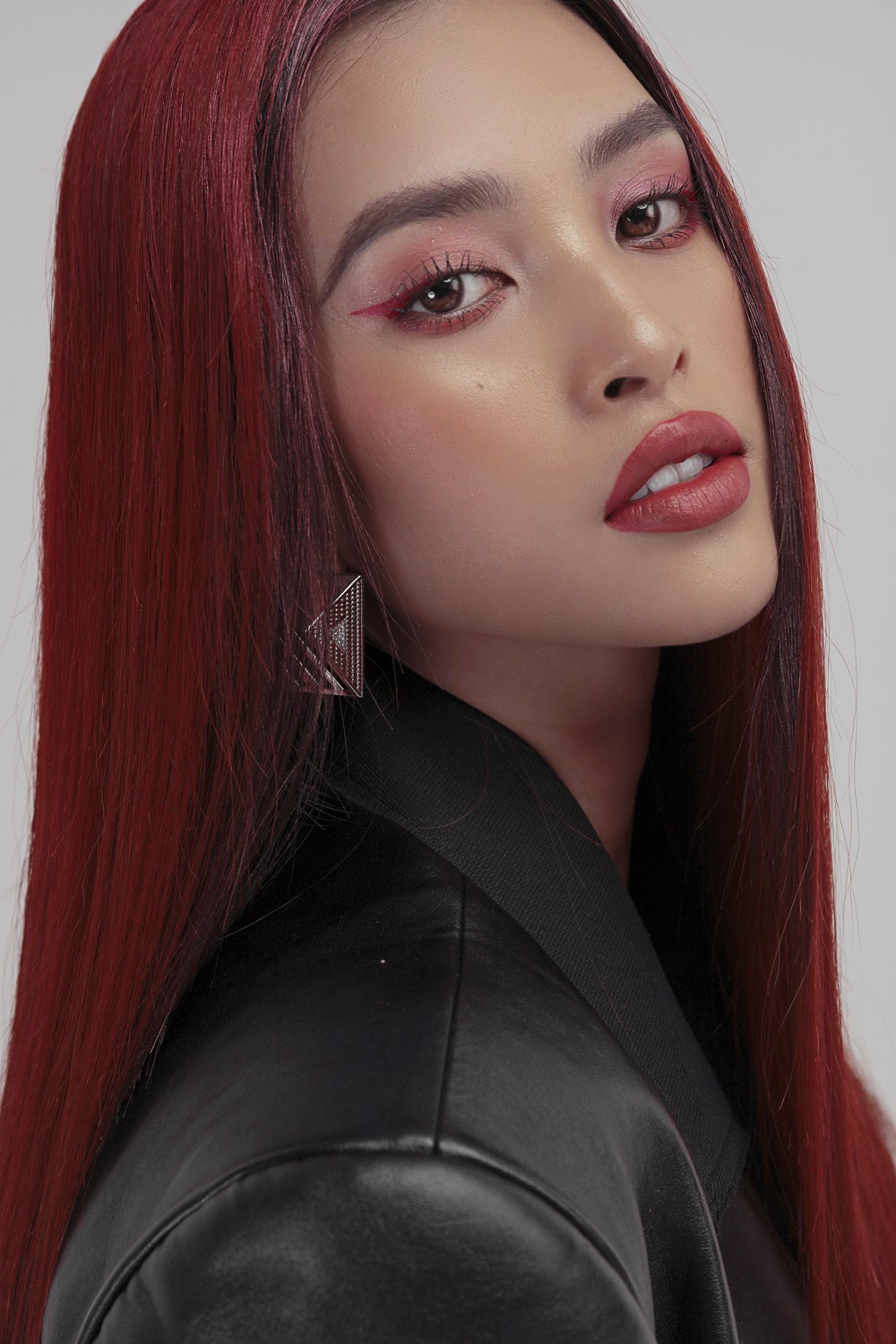 tieu vy tren tap chi phap anh 3