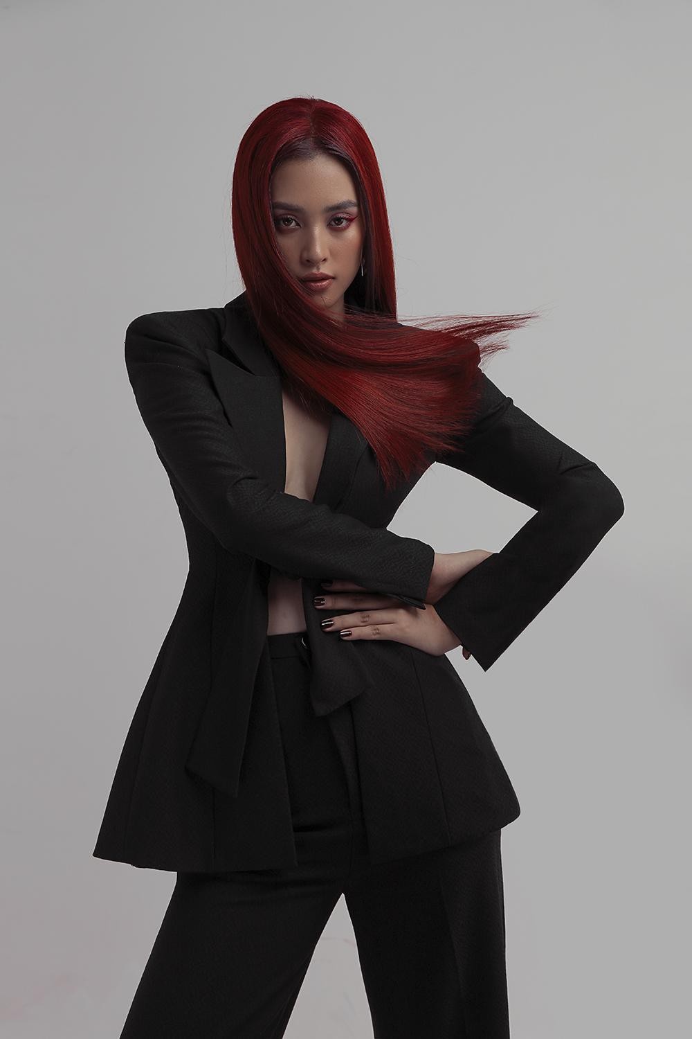 tieu vy tren tap chi phap anh 6