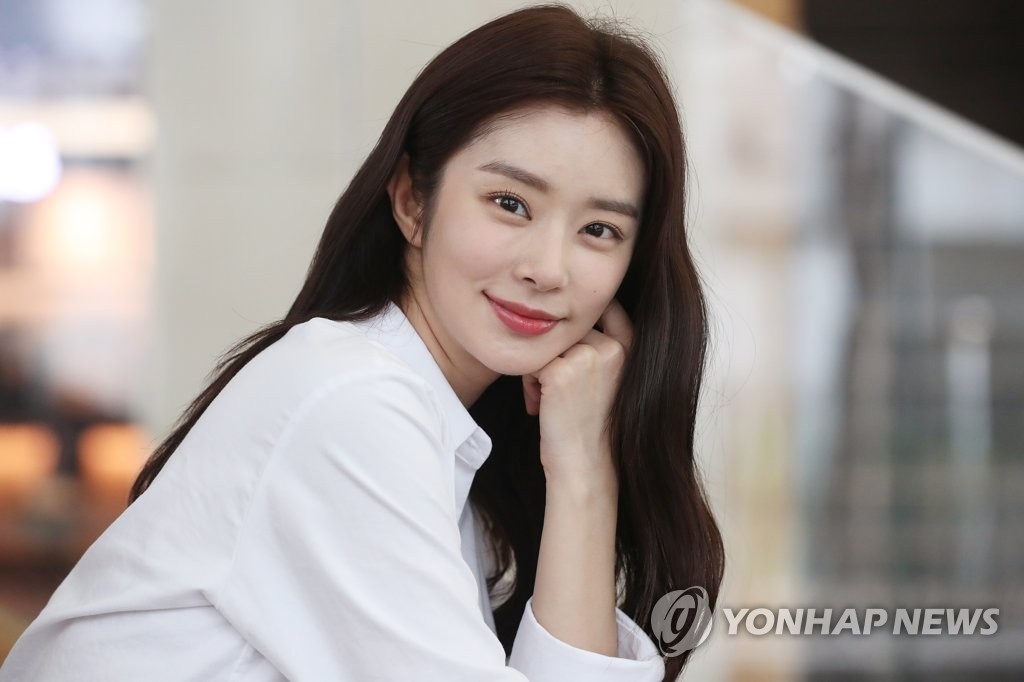 dien vien money heist ban han anh 17