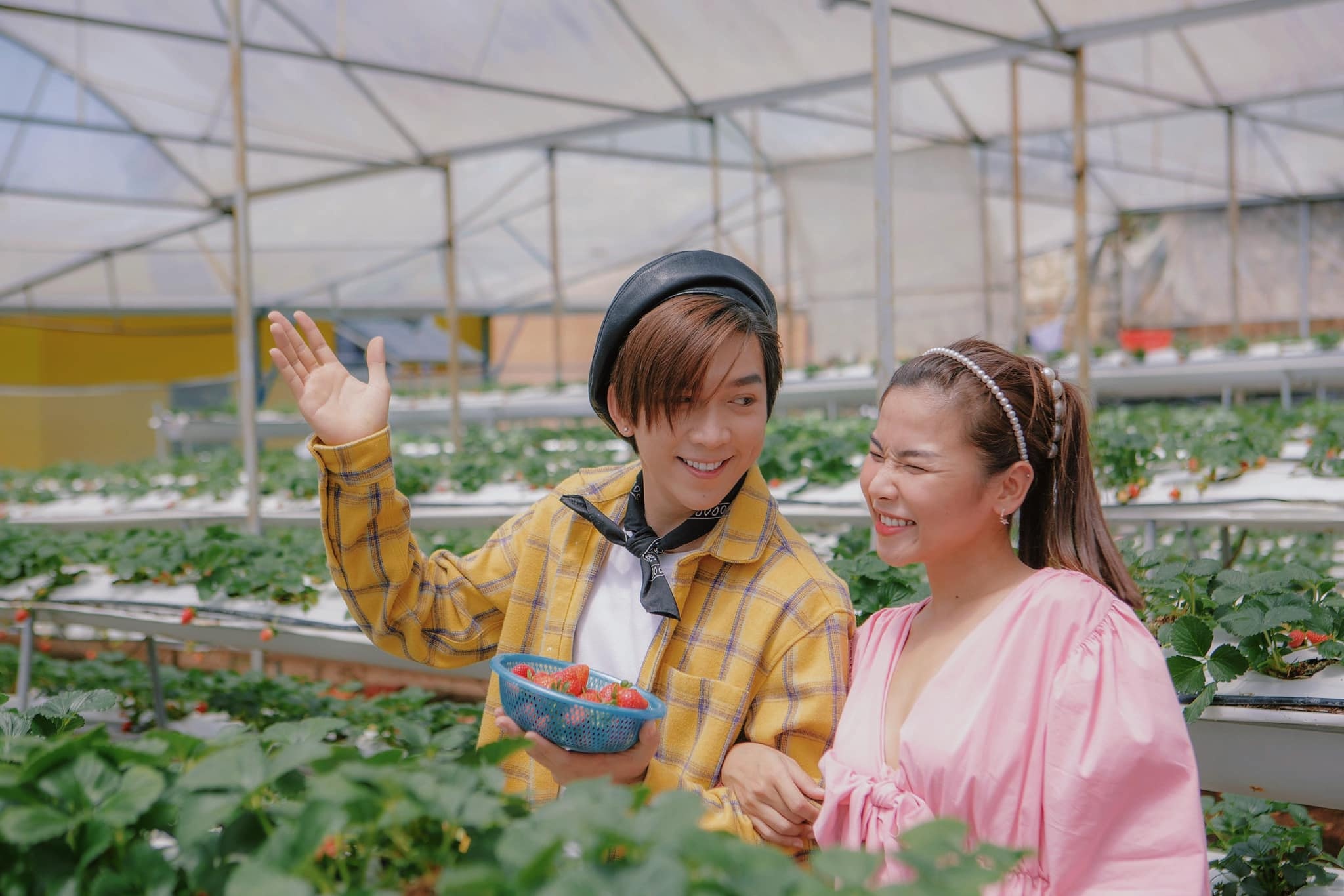 ca si truong thao nhi anh 1