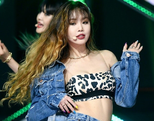 Kpop chao dao vi nhung my nu, my nam hinh anh