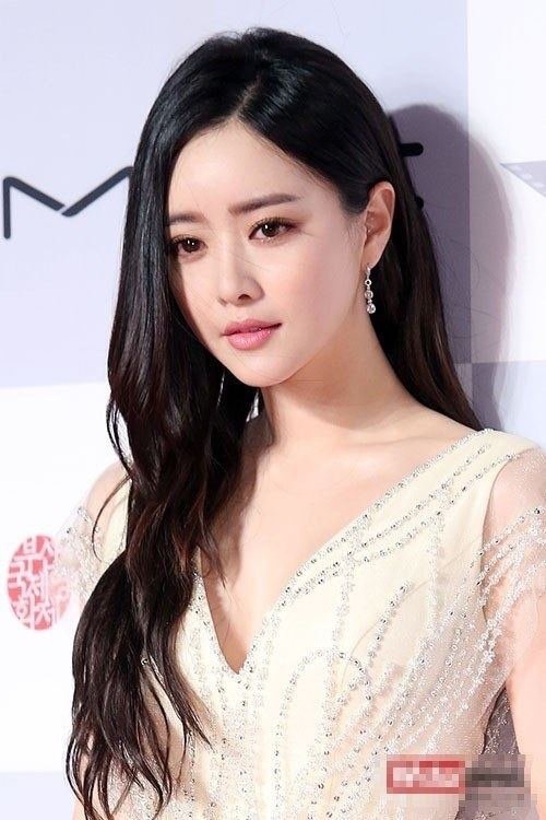 hong soo ah phẫu thuật thẩm mỹ ảnh 2 hong soo ah phau thuat tham my anh 2