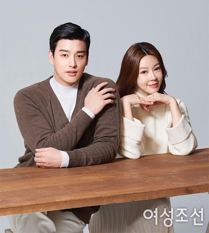 nam than tuong gay soc vi cuoi vo sinh con anh 8