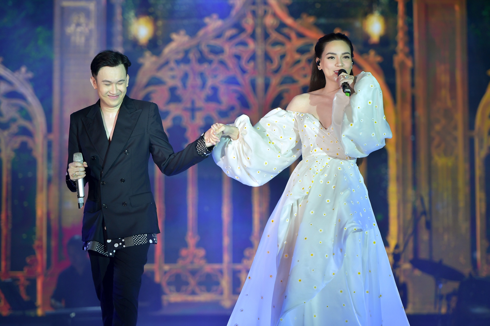 live show uyen uyen anh 10