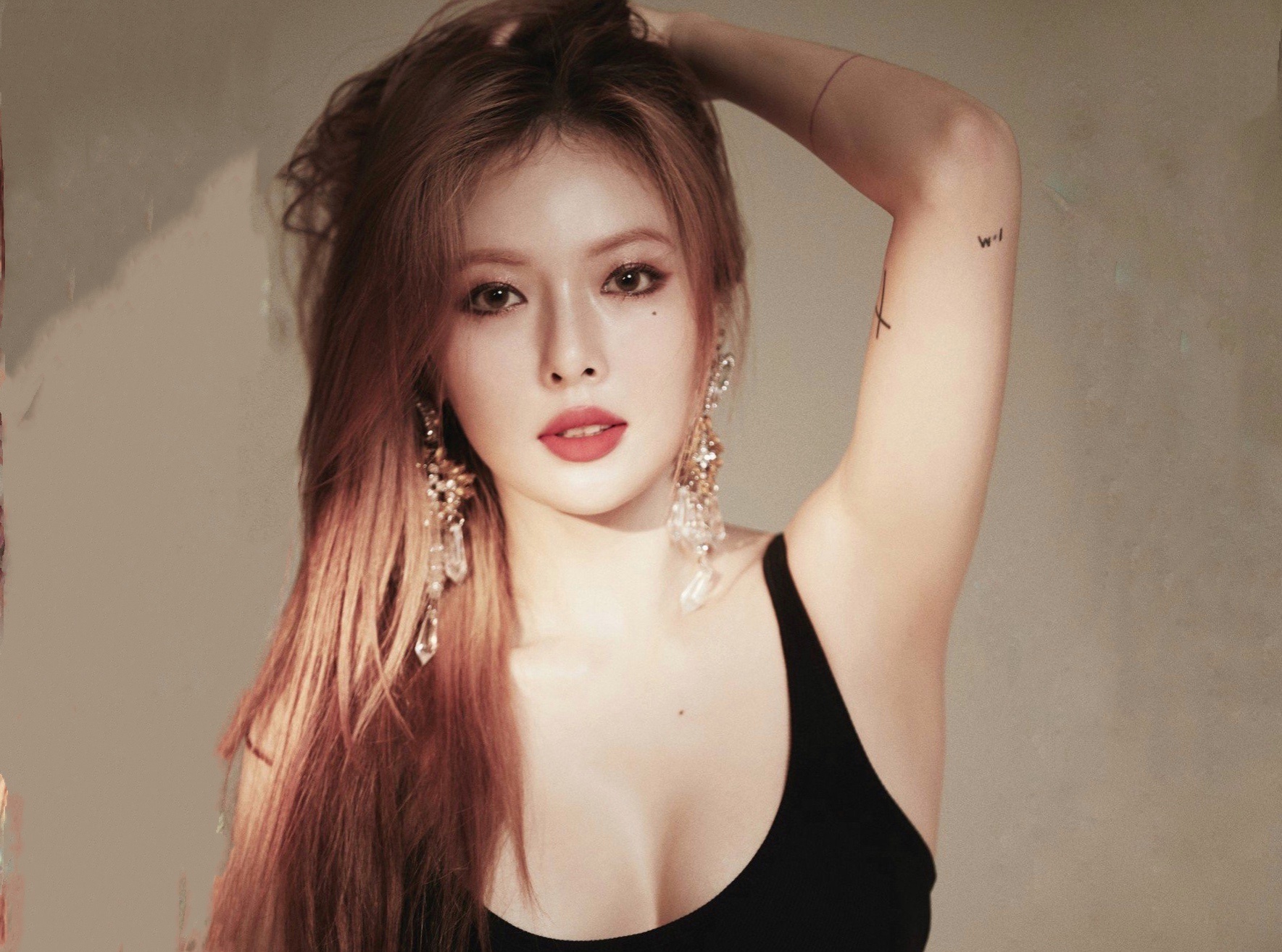 Nga re trai nguoc cua nhom nhac hang A sau 5 nam tan ra hinh anh