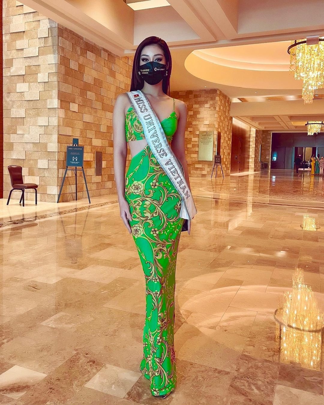 khanh van miss universe anh 8