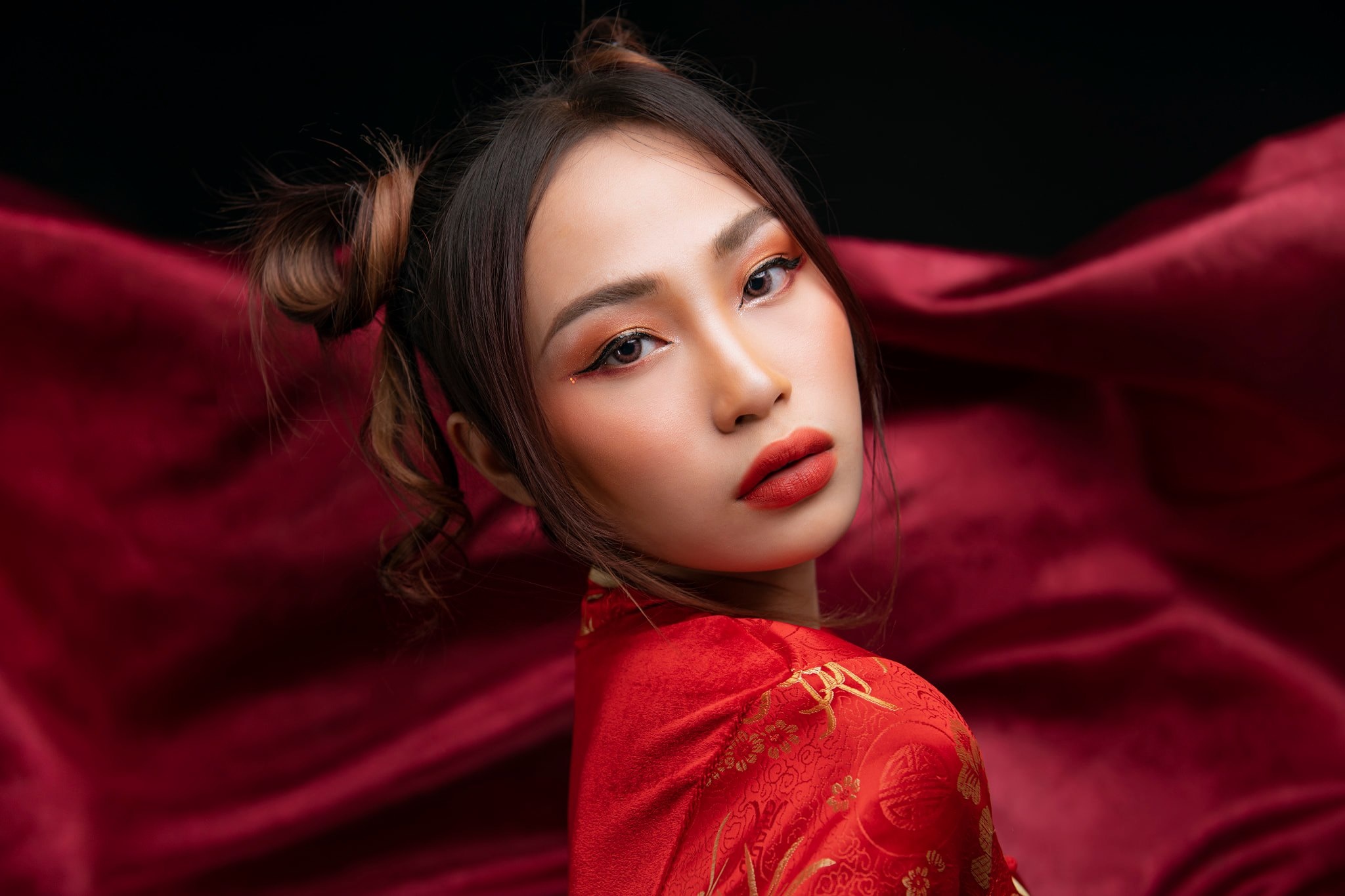 Mean Pich Rita bi bat anh 2