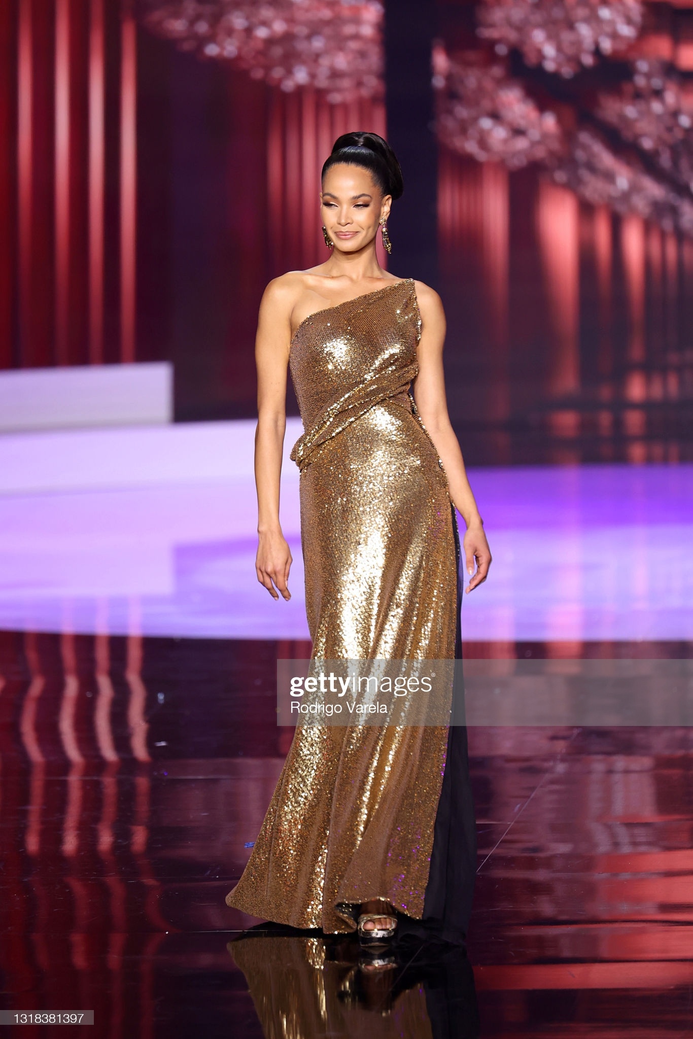 trang phuc da hoi miss universe 2020 anh 4