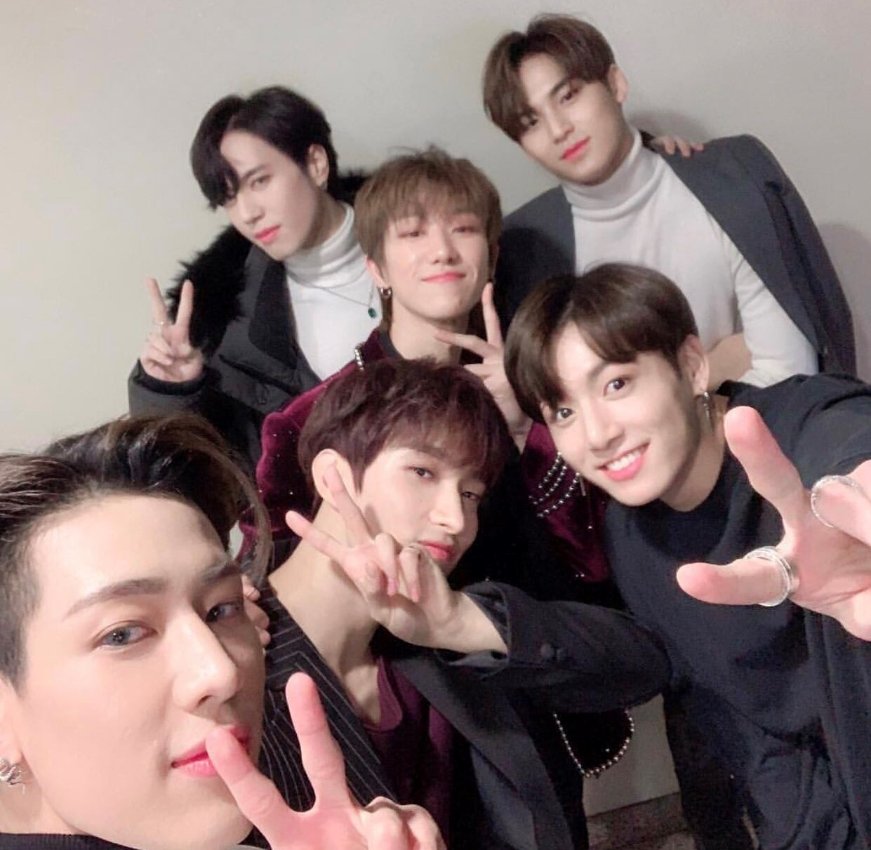 van hoa xin loi cua nghe si anh 6