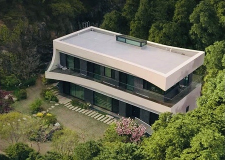 Biet thu cua gioi sieu giau trong phim 'Mine' hinh anh