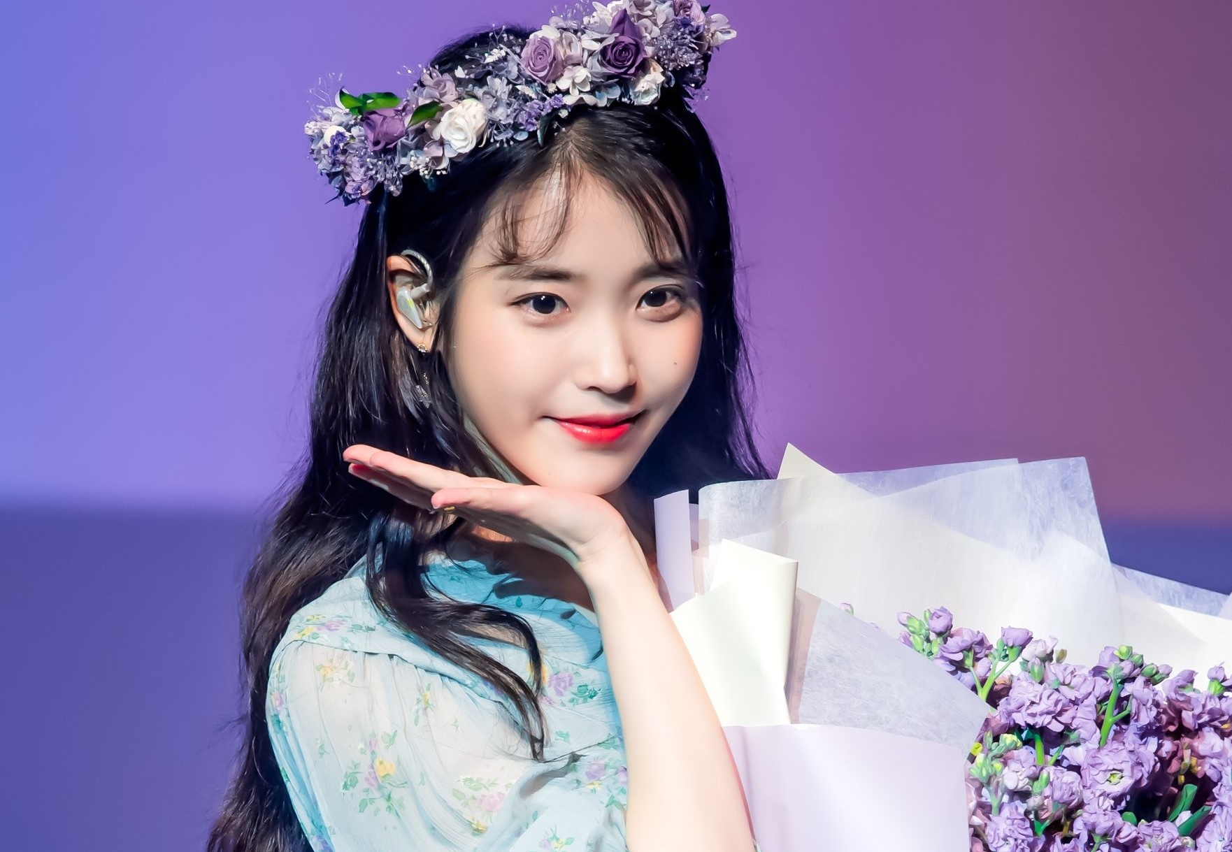 Vi sao IU dong fan o Kpop? hinh anh