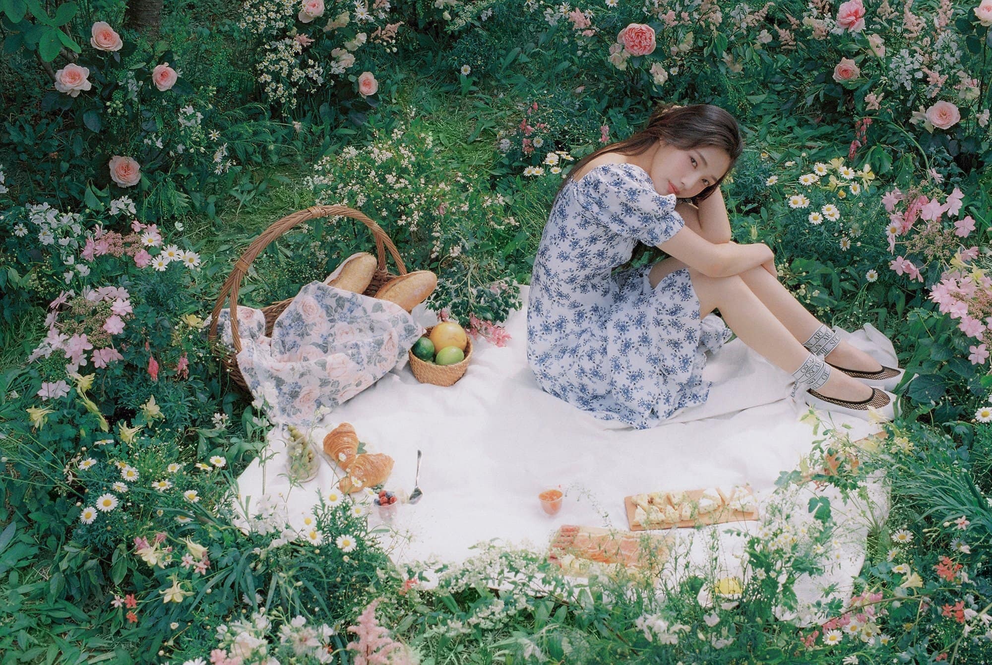 joy debut solo anh 3