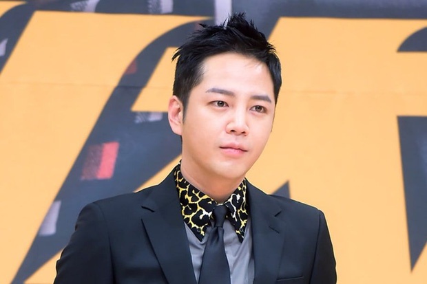Jang Geun Suk phu nhan noi doi bi benh de tron nhap ngu hinh anh