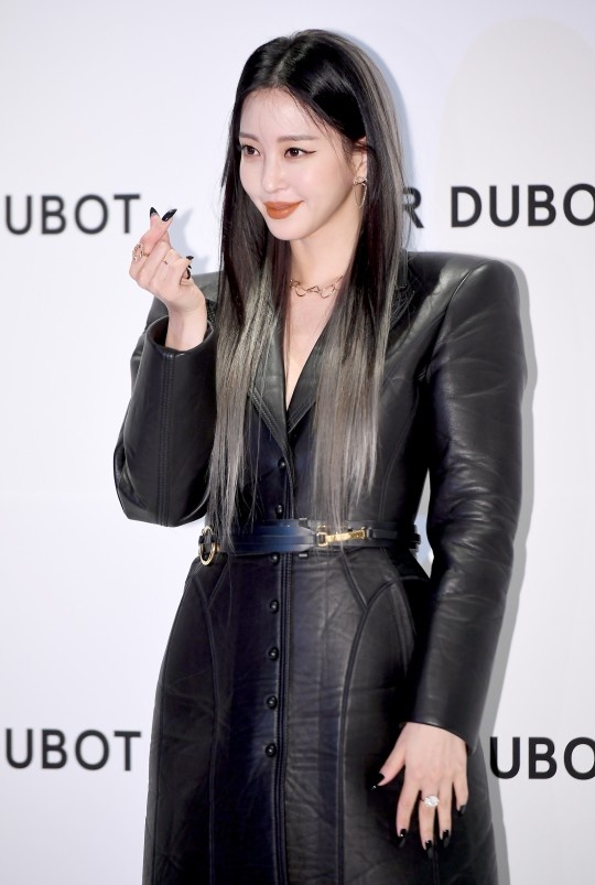 anh o phong karaoke han ye seul anh 3