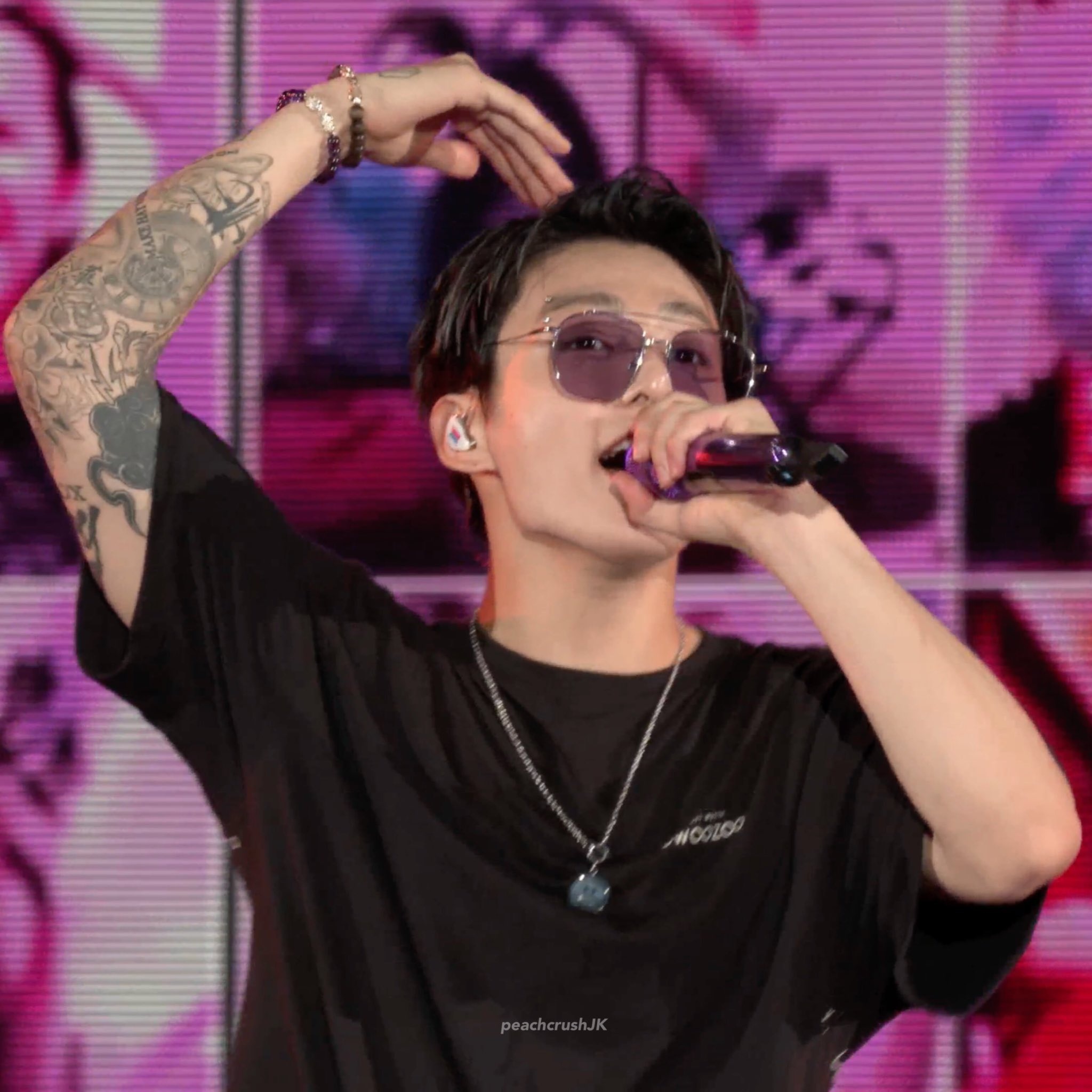 jung kook hinh xam anh 6