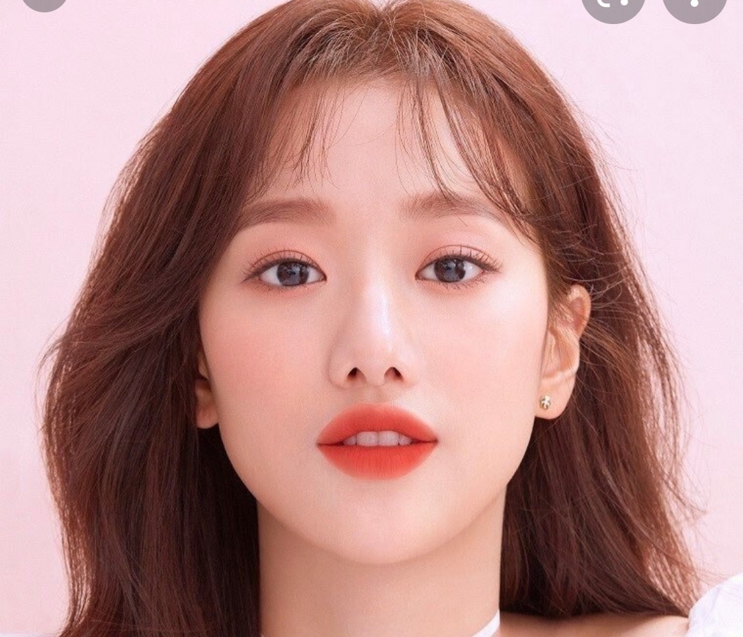 Tinh huong lat keo trong vu 5 nu ca si bat nat nhau hinh anh