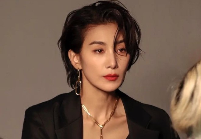 Dan ong dep nhu hoa va cach xay dung nhan vat dong tinh o phim Han hinh anh