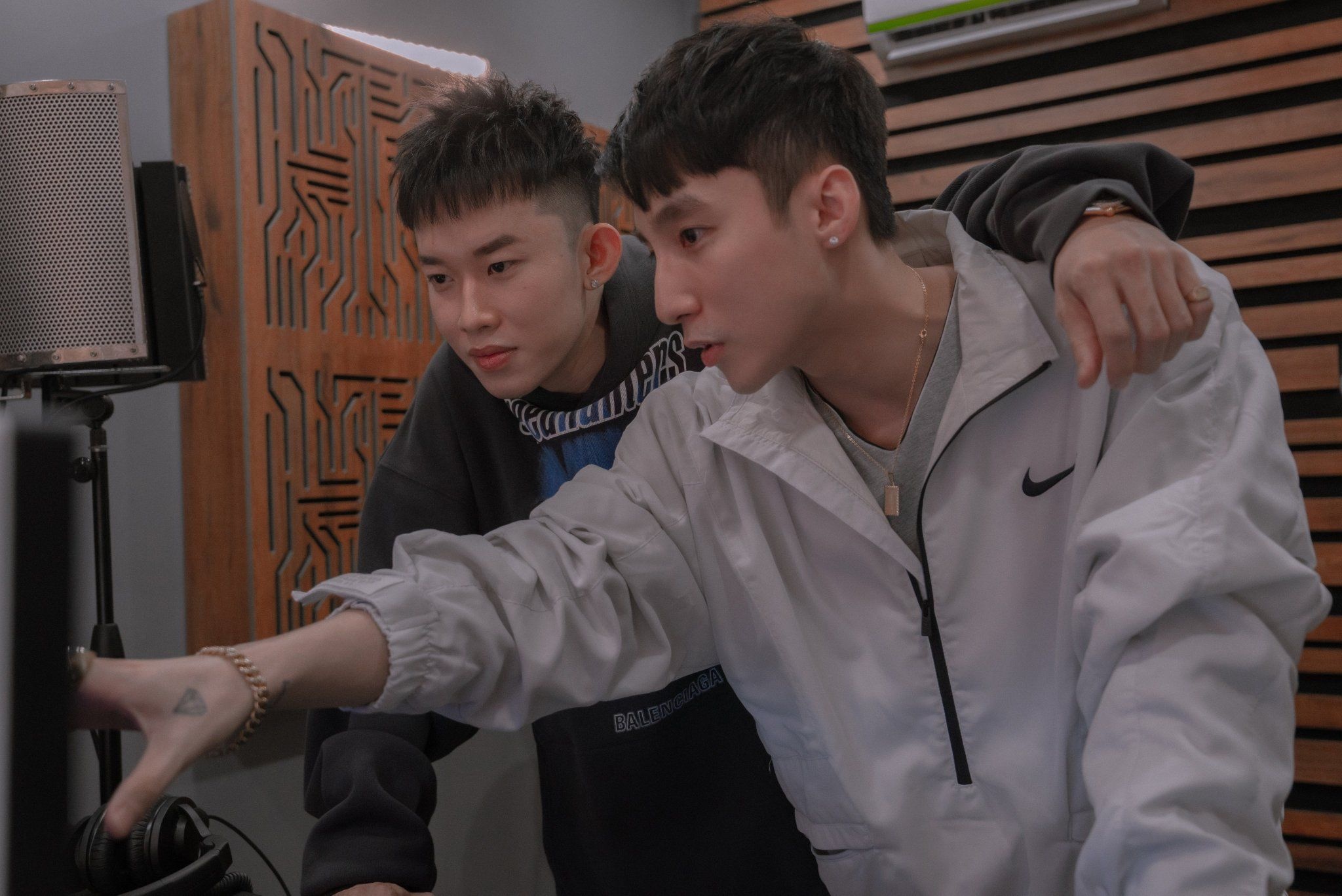 kay tran ban sao son tung anh 5