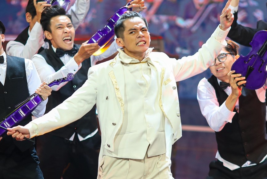 LyLy, Pham Dinh Thai Ngan bi che nhay te hon Hanh Or hinh anh