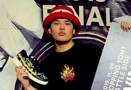 Quan quan the gioi nguoi Viet thi show vu dao hang dau Trung Quoc hinh anh