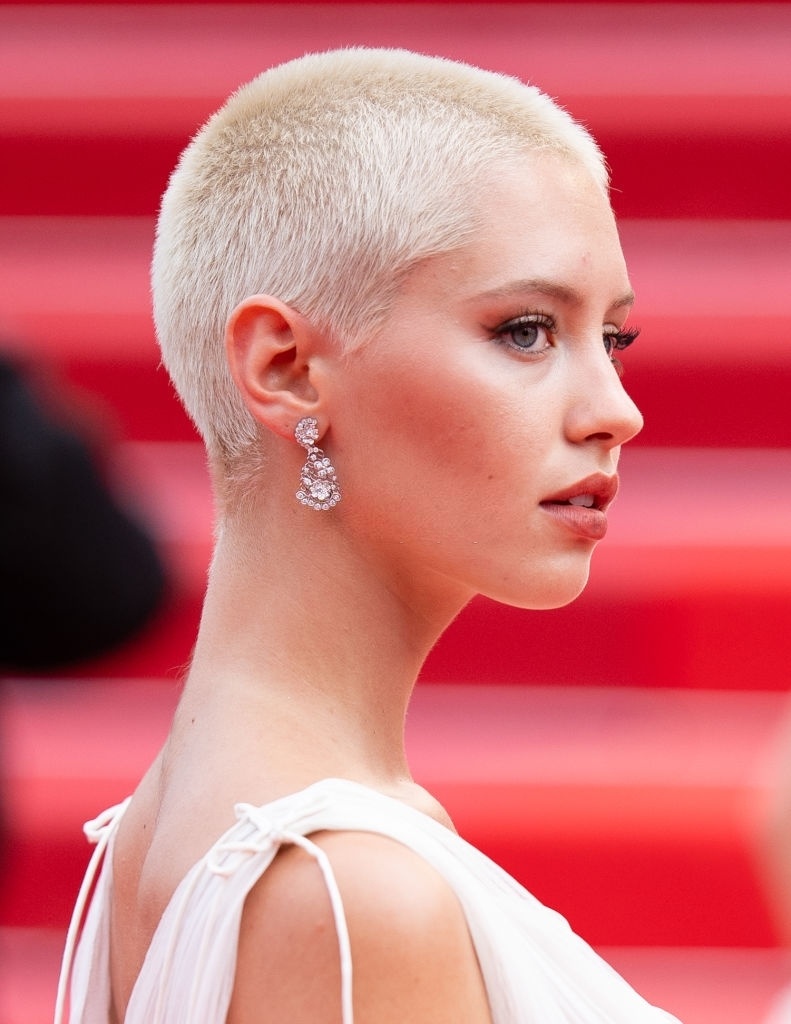 iris law cannes ảnh 1 iris law cannes anh 1