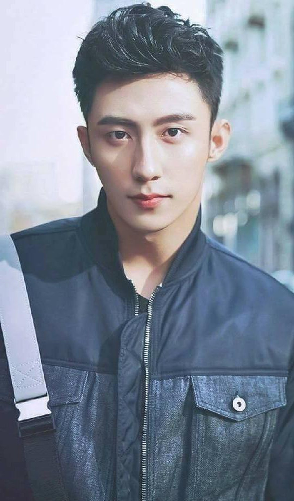 sao nam bao hanh ban gai anh 2