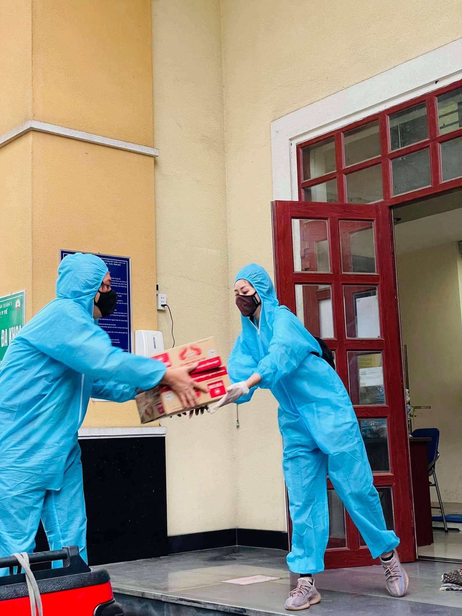 nghe si tu thien trong mua dich anh 7