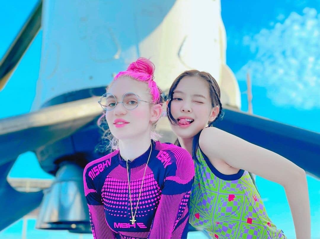 jennie thân thiết grimes ảnh 2 jennie than thiet grimes anh 2