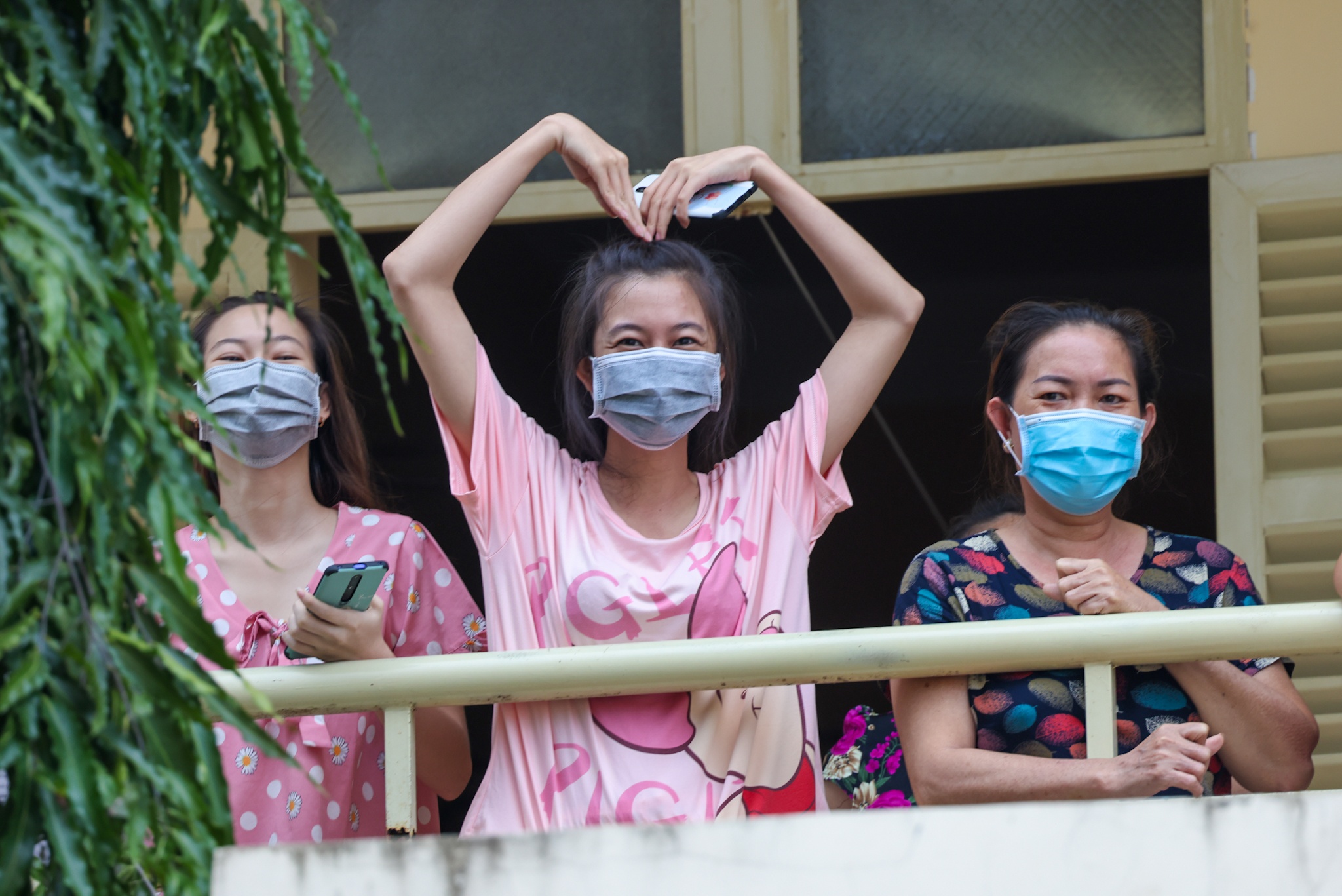 sao viet tinh nguyen chong dich anh 4