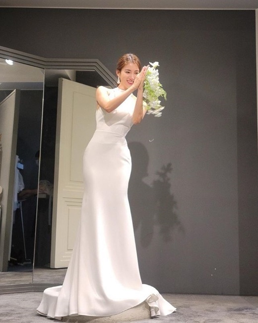 shin ji soo kết hôn  ảnh 2 shin ji soo ket hon anh 2