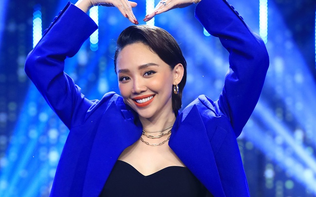 20 ca si gop giong trong ca khuc co vu TP.HCM vuot qua dich hinh anh