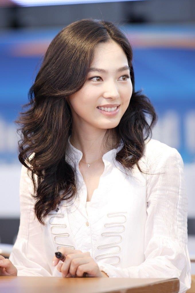 nu than billiards han quoc anh 4