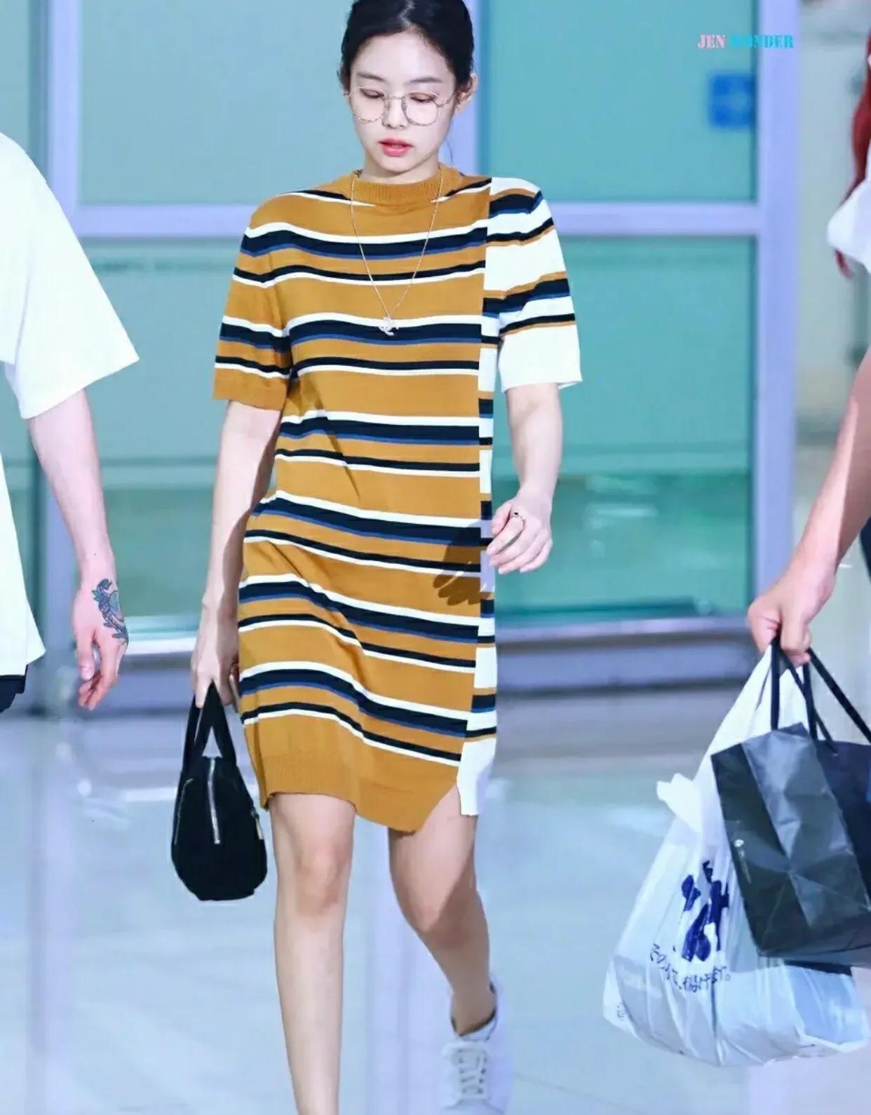 sao mac do ngu o san bay anh 18