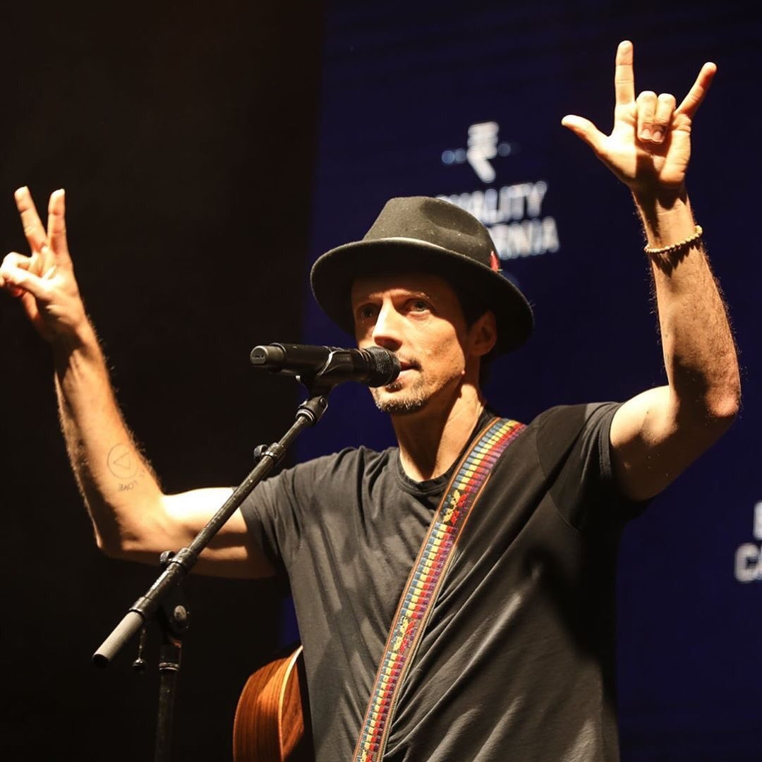 maggie q khong an thit 20 nam anh 10