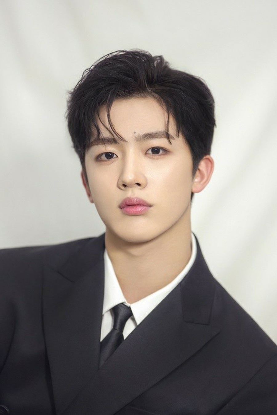 mũi kim yo han ảnh 7 mui kim yo han anh 7