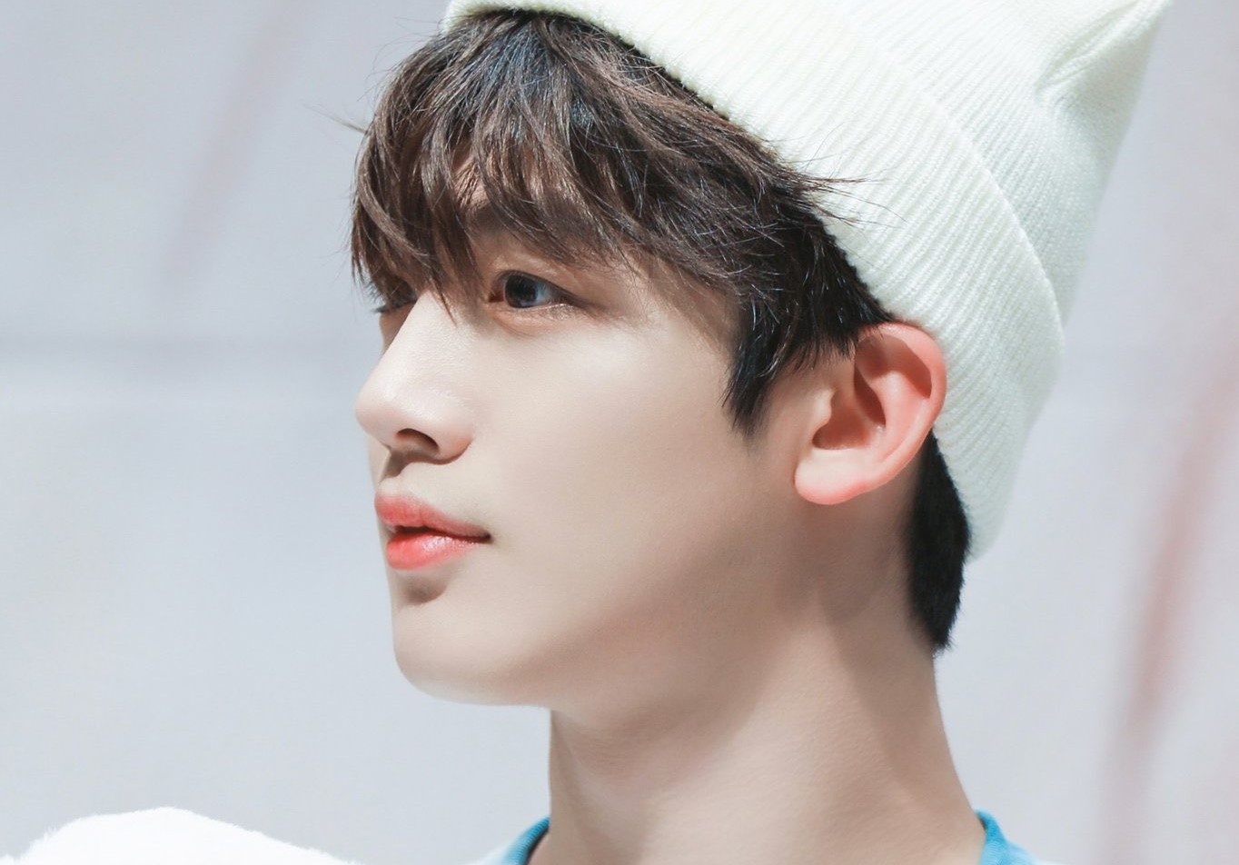 Nam ca si co chiec mui la hinh mau tham my cua gioi dan ong hinh anh