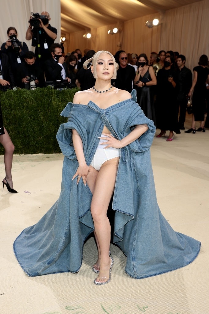 ca sĩ dự met gala 2021 ảnh 2 ca si du met gala 2021 anh 2