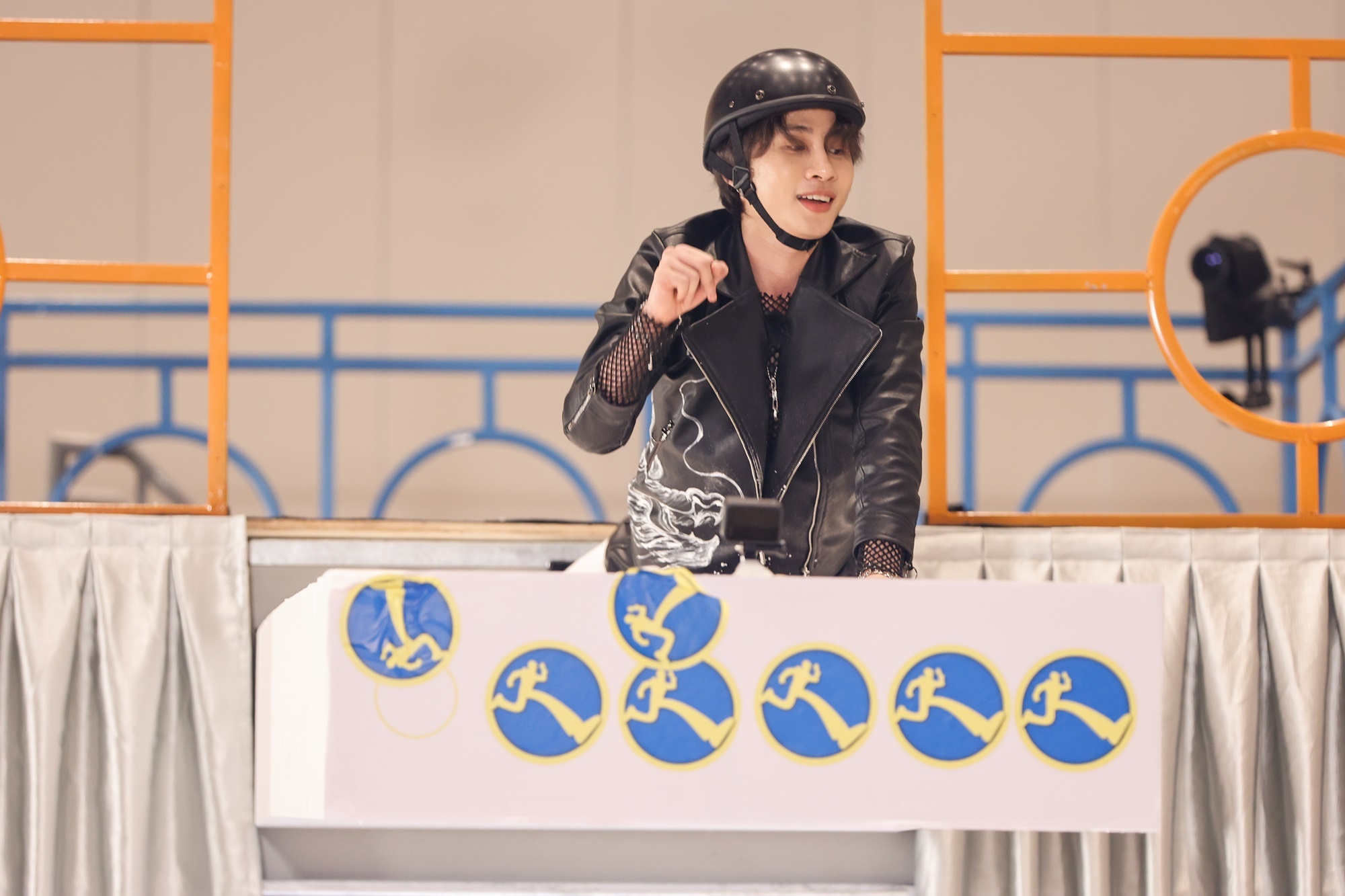 running man choi la chay tap 1 anh 11