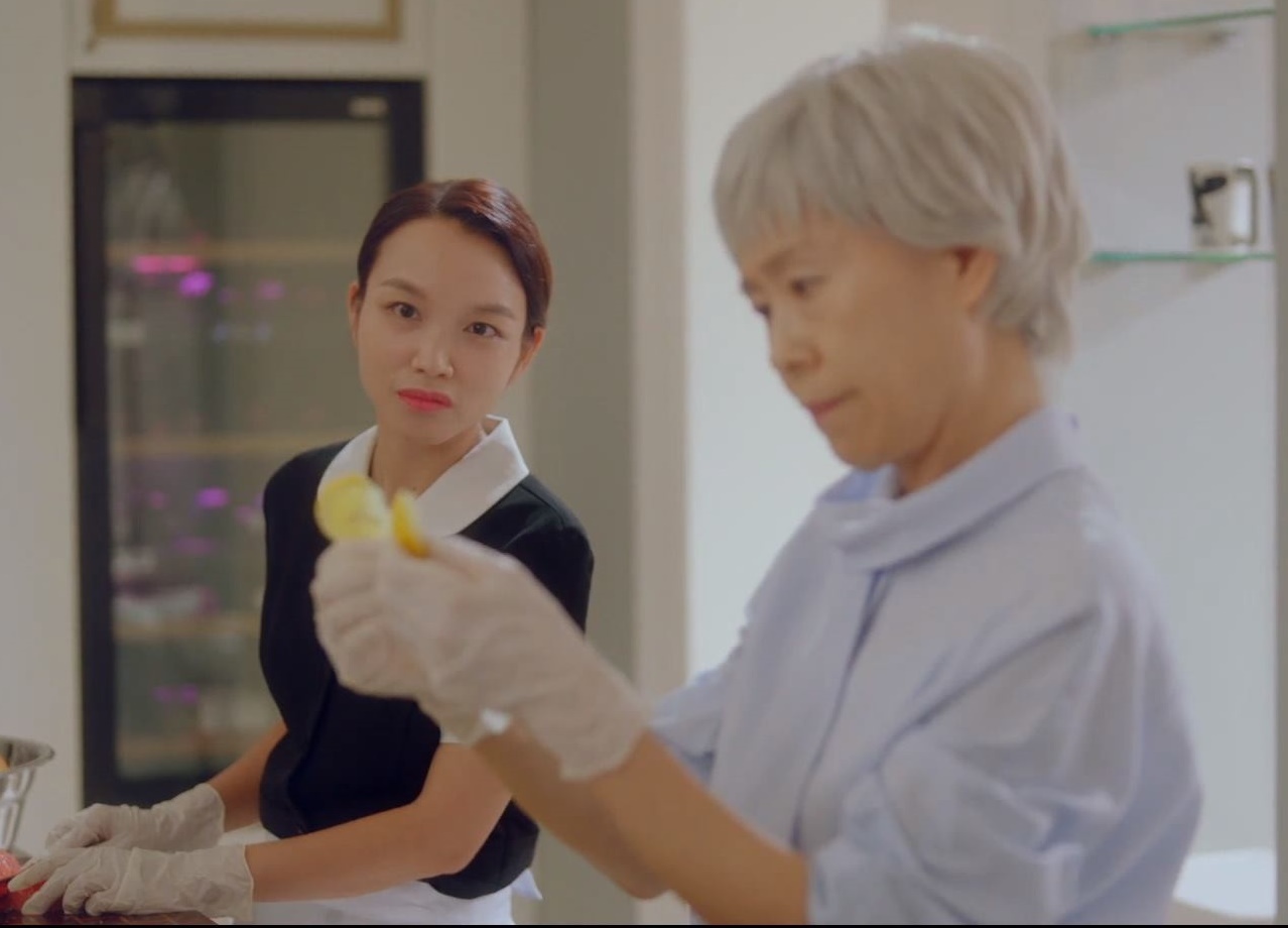 co gai viet dong phim voi honey lee anh 1