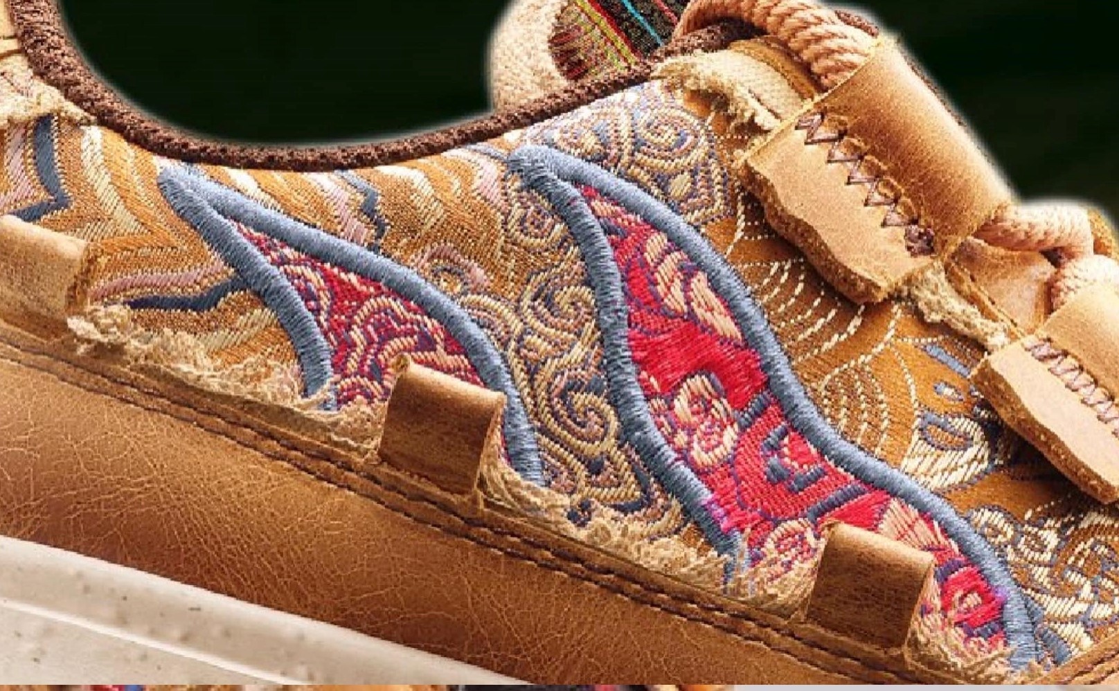 Biti's xin loi vi dung gam Trung Quoc de ton vinh net dep mien Trung hinh anh