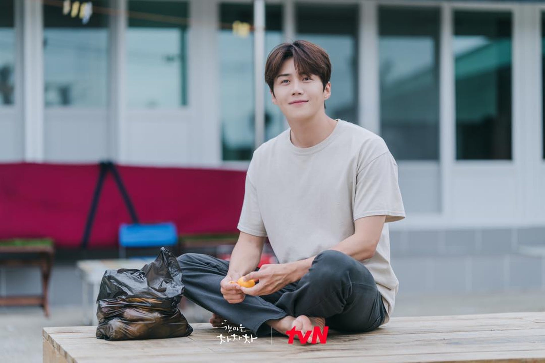 tap cuoi hometown cha-cha-cha anh 20