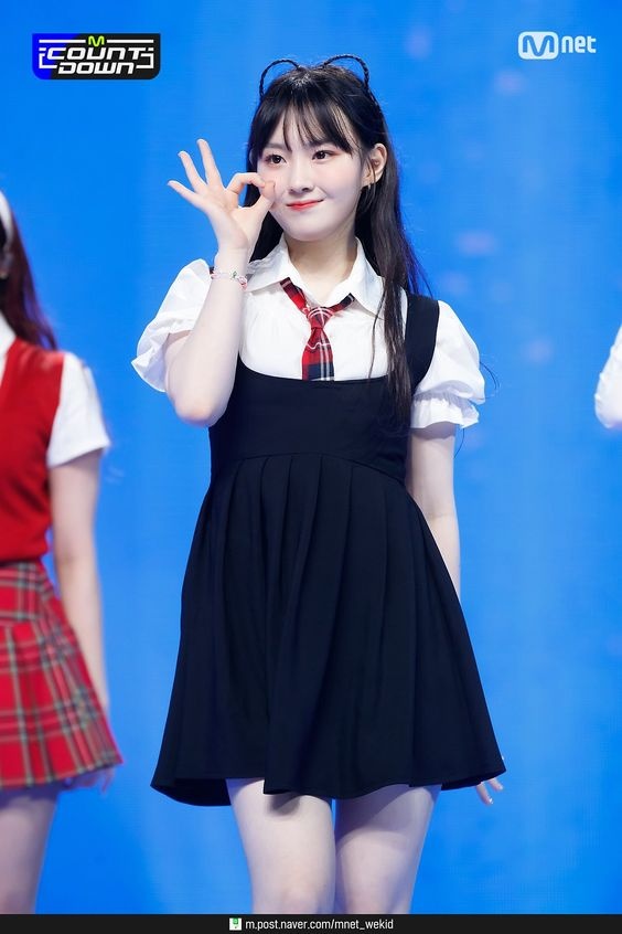 nhóm kep1er ảnh 4 nhom kep1er anh 4