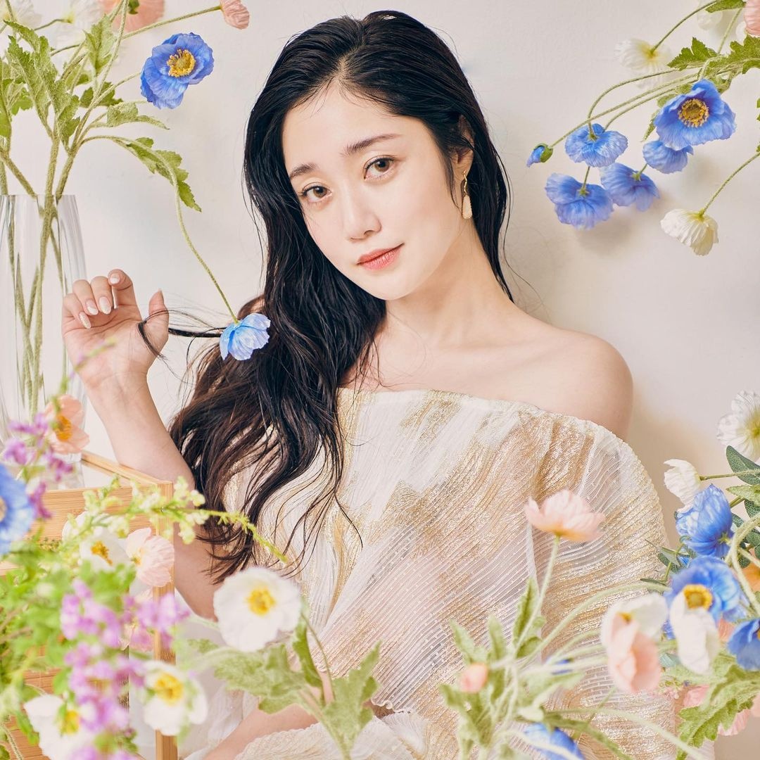 ca sĩ ryu sera ảnh 4 ca si ryu sera anh 4