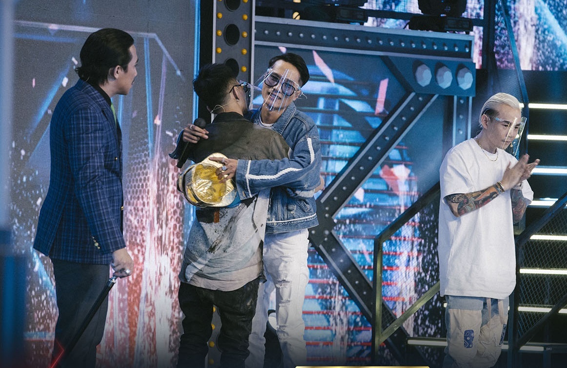 rhymastic nón vàng  ảnh 6 rhymastic non vang anh 6