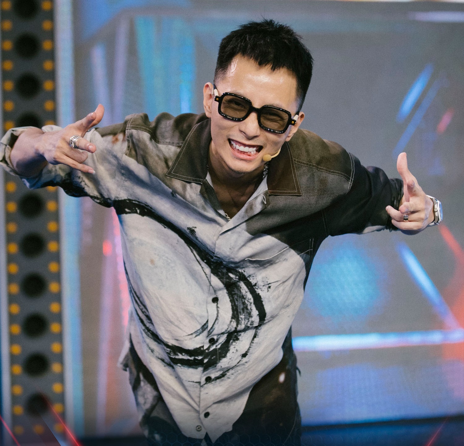 rhymastic nón vàng  ảnh 9 rhymastic non vang anh 9