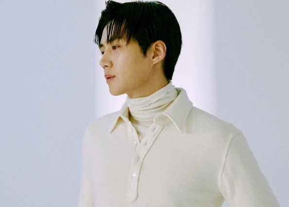 Cu loi nguoc dong nhanh chua tung thay o showbiz Han hinh anh